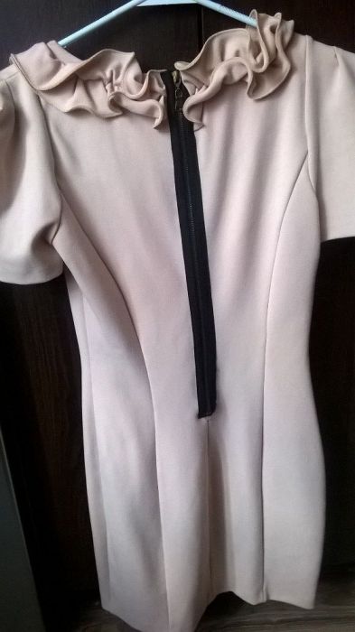 sukienka włoska blady róż M 38