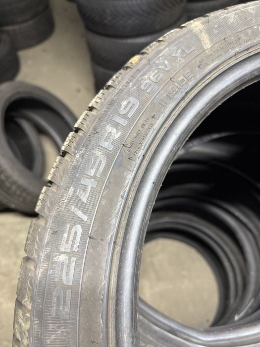 Шини резина 225/45/19 r19 Nokian комплект зимні