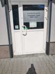 Drzwi Pcv  aluminiowe 1400/2100 białe z ogranicznikiem pochwytem