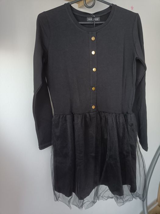 Czarna krótka sukienka z tiulem XS/S 34/36 na ostatki na święta