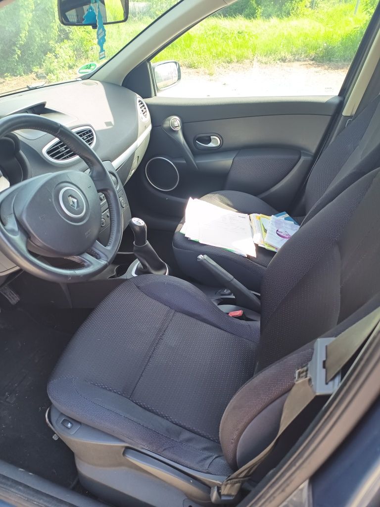 Renault Clio 1.2 benzyna 75KM, klima, nowy rozrząd, książka, Niemcy