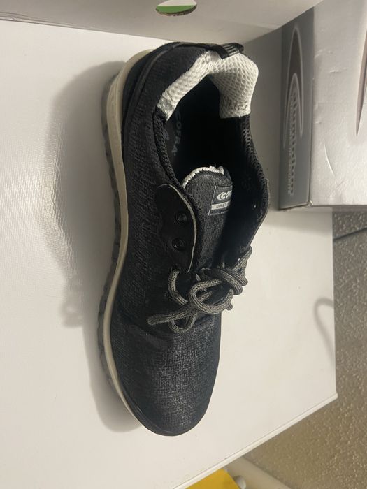 Sapatos de segurança Cofra - novos