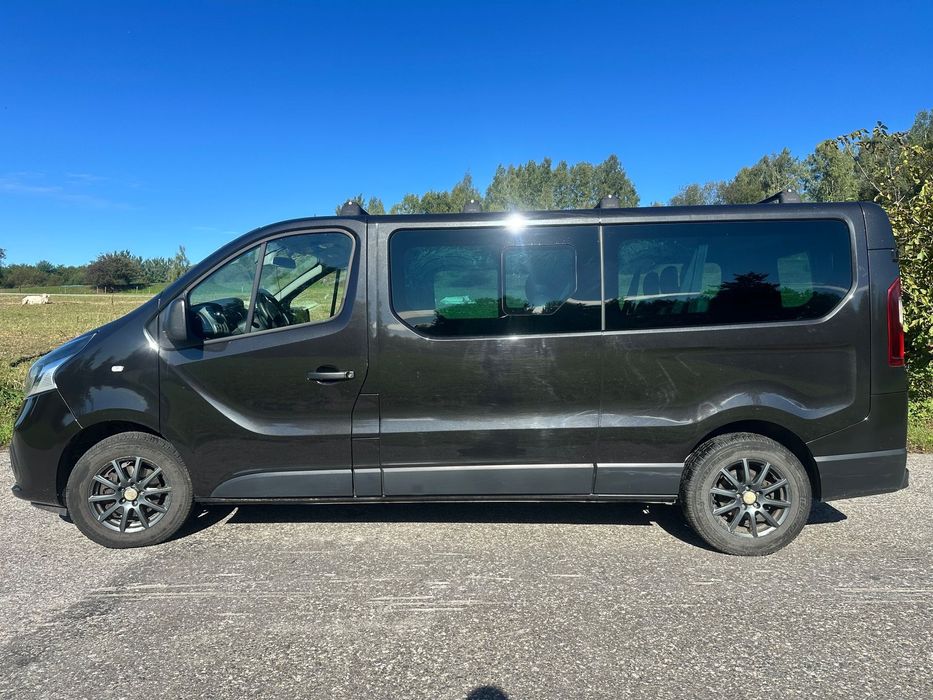 Renault Trafic Renault Trafić 2019 - 9 osobowy - bus long