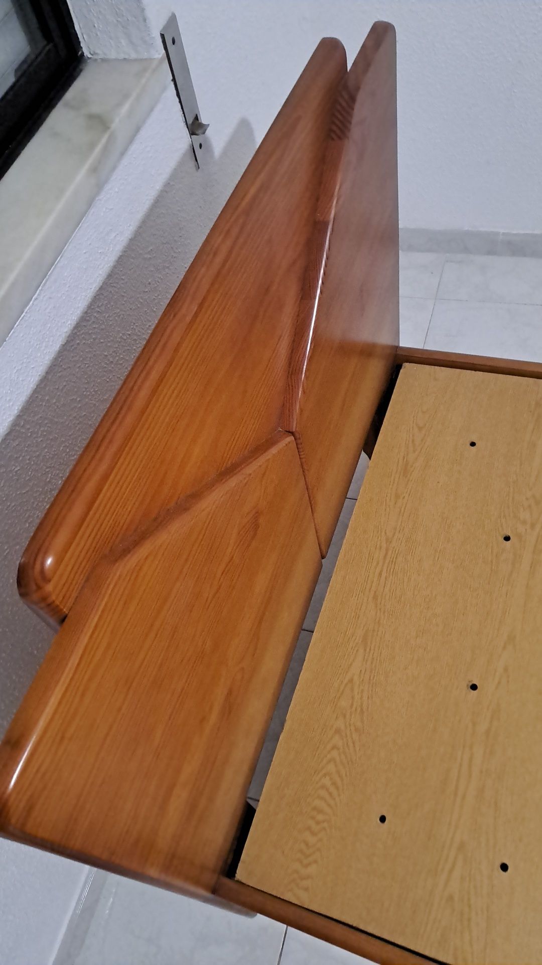 Cama solteiro com gavetas e colchão