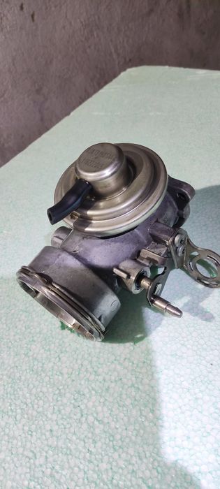 Zawór EGR Audi A4 B6 B7 A6 C5 1.9 TDI  Passat B5 FL  ORYGINA