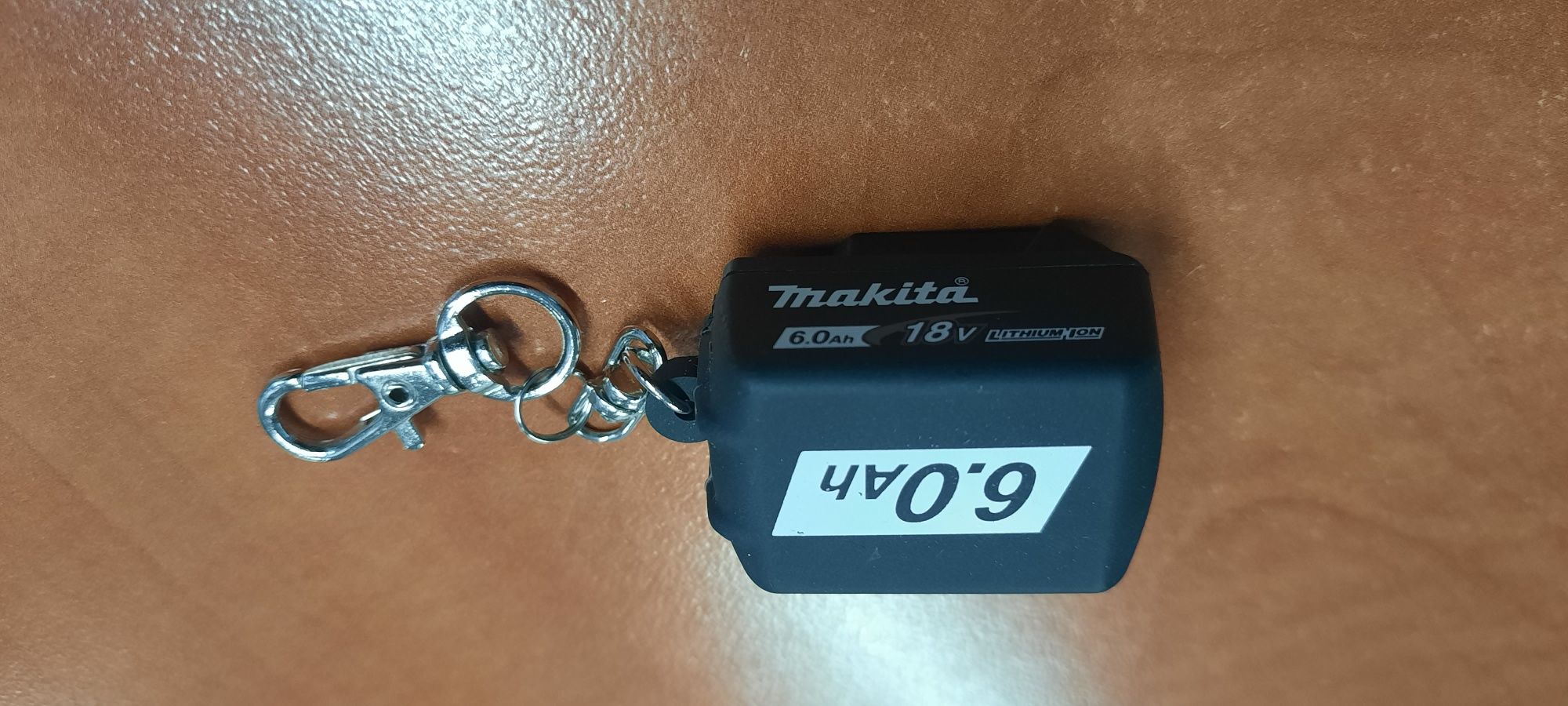 Pendrive Makita 16GB akumulator breloczek kolekcjonerski