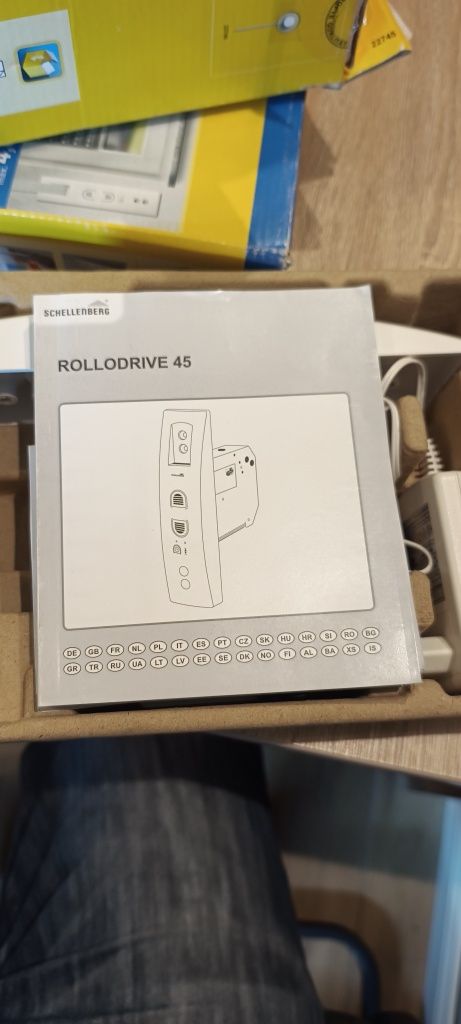 Schellenberg elektryczny zwijacz do rolet ROLLODRIVE 45