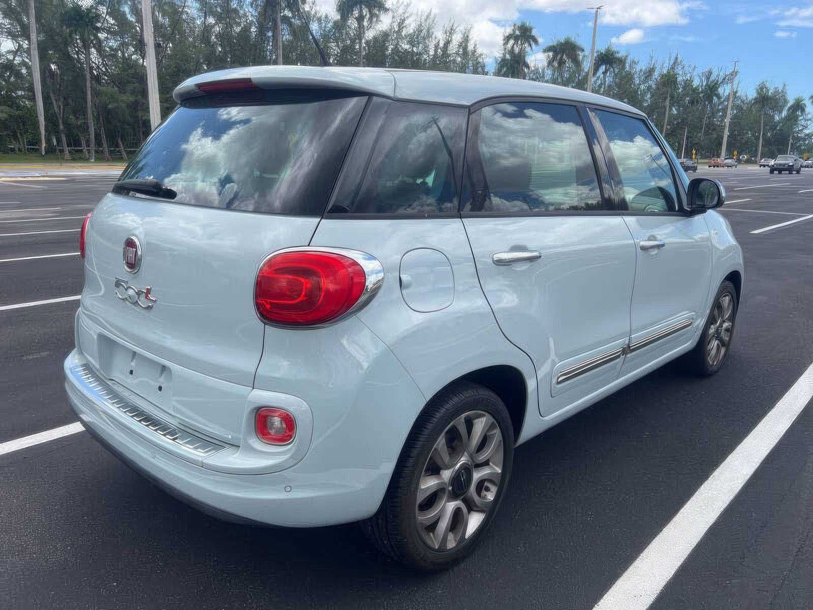 2015 FIAT 500L Lounge