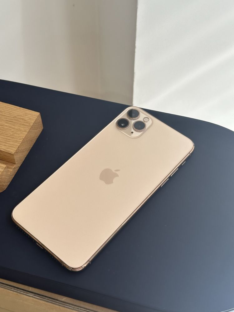 iPhone 11 pro max / 64 та 256GB Gold