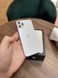 iPhone 11 Pro bateria 84% z pudelkiem