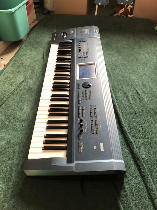 Korg Triton Extreme 61 - workstation, syntezator, vintage keyboard