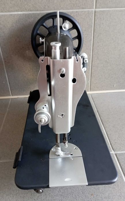 Naumann maszyna do szycia