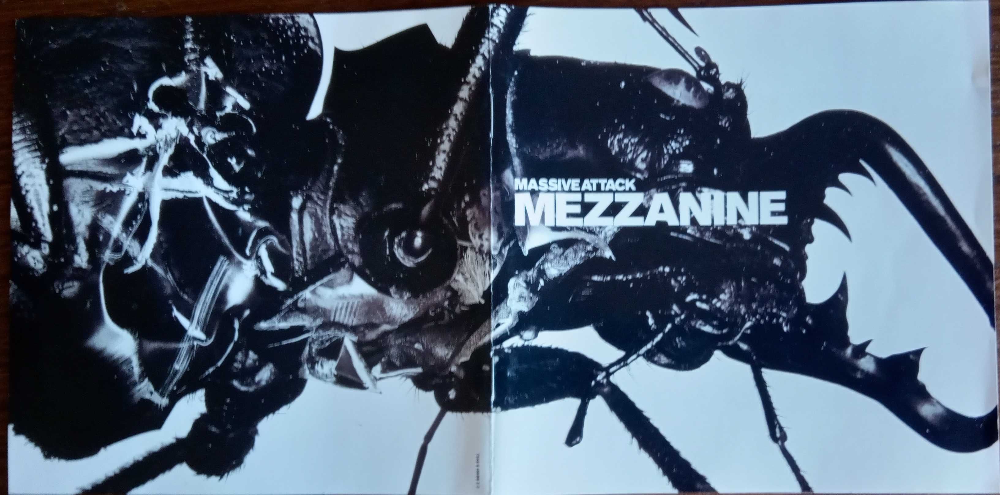 Massive Attack - - - - - Mezzanine - - - - - CD