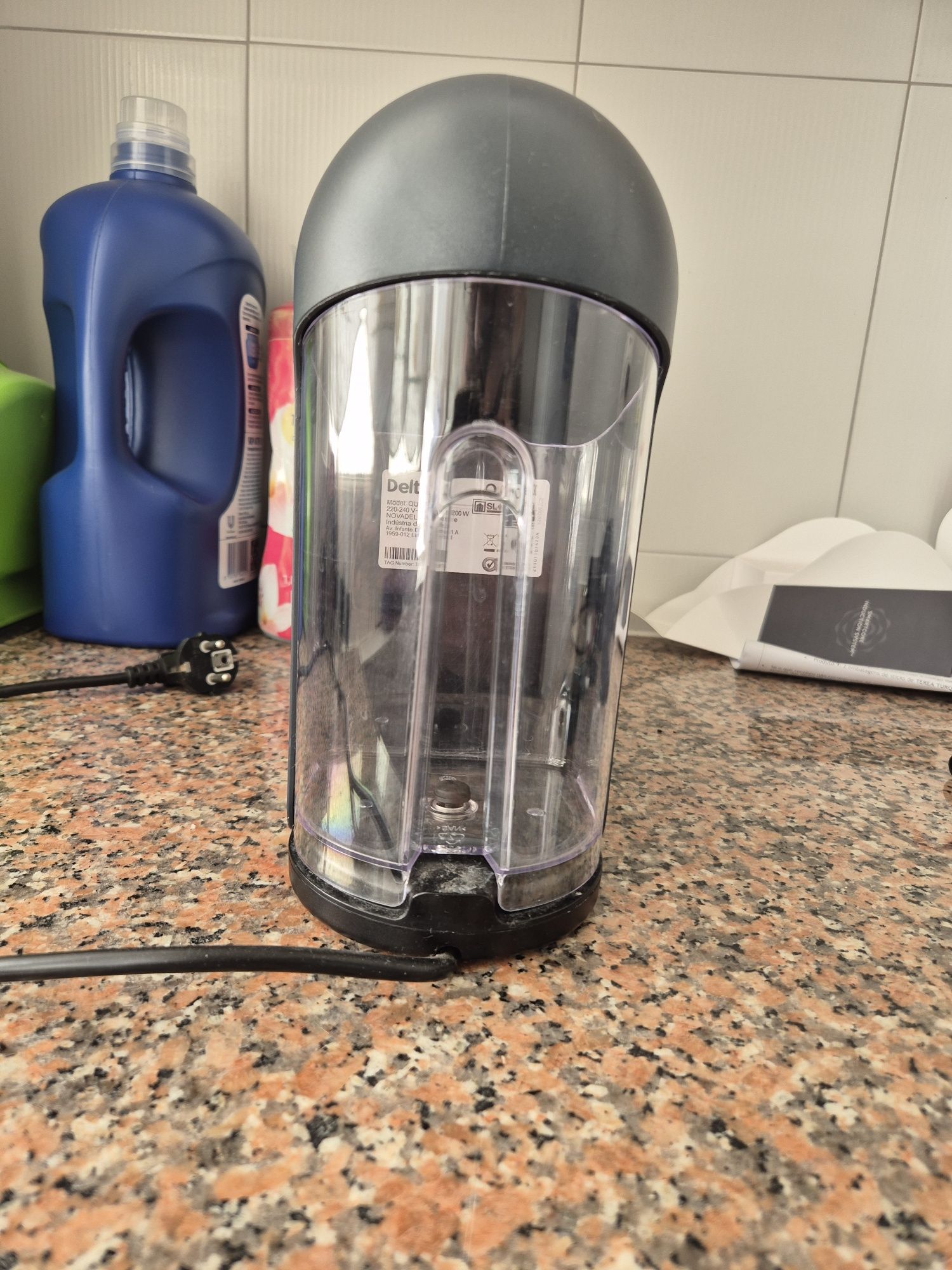 Máquina de café Delta Q