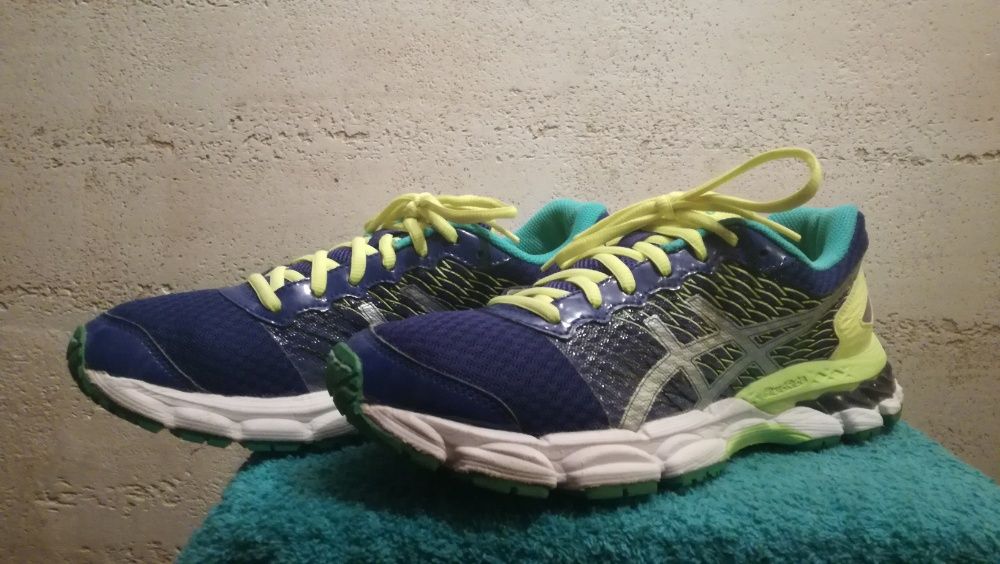 Buty do biegania ASICS GEL NIMBUS 18 r.40 s.bardzo dobry