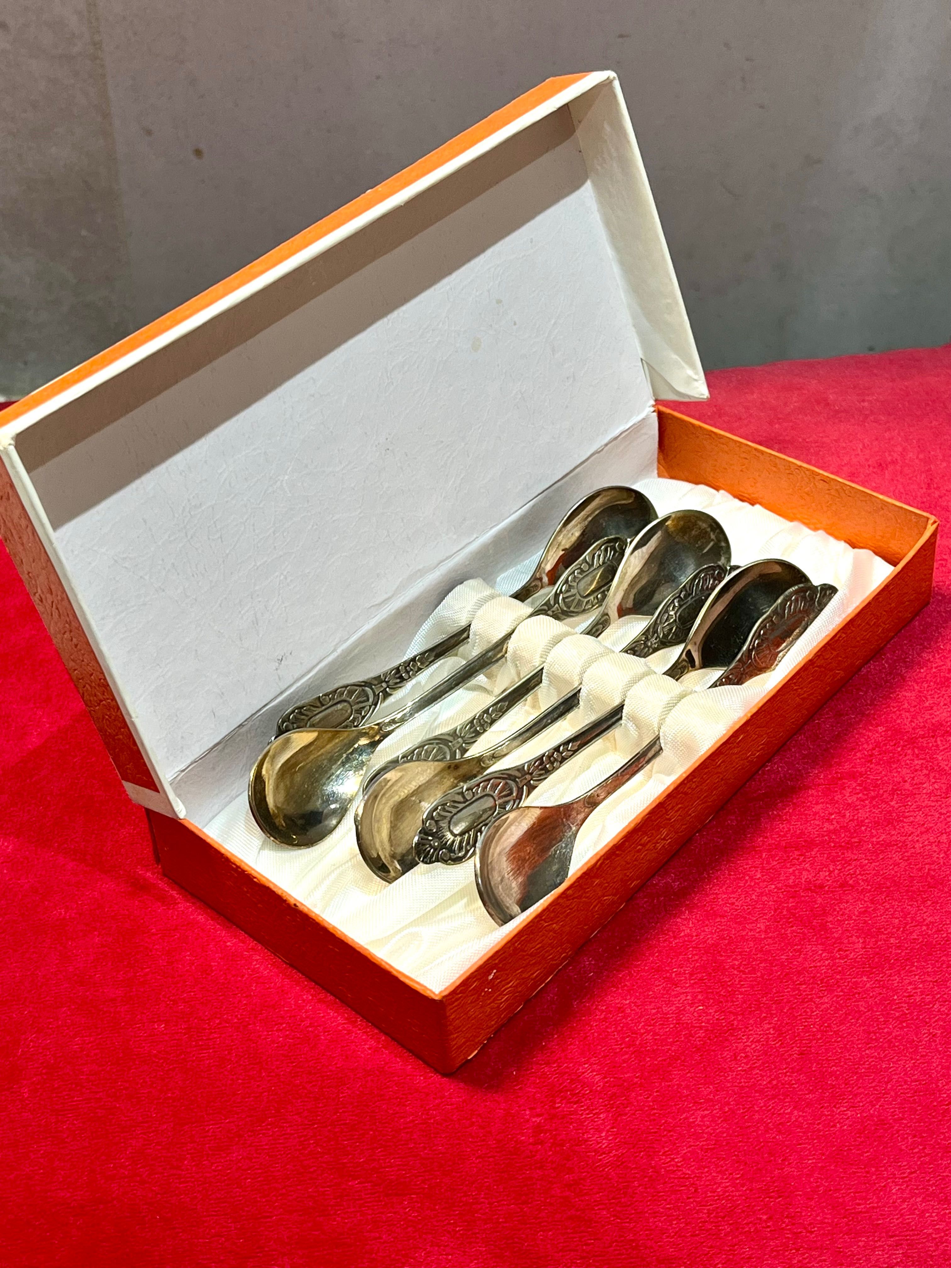 Komplet zestaw łyżeczki do herbaty 6 sztuk PRL lata 70 vintage