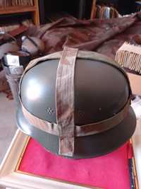 Cobertura de capacete alemão