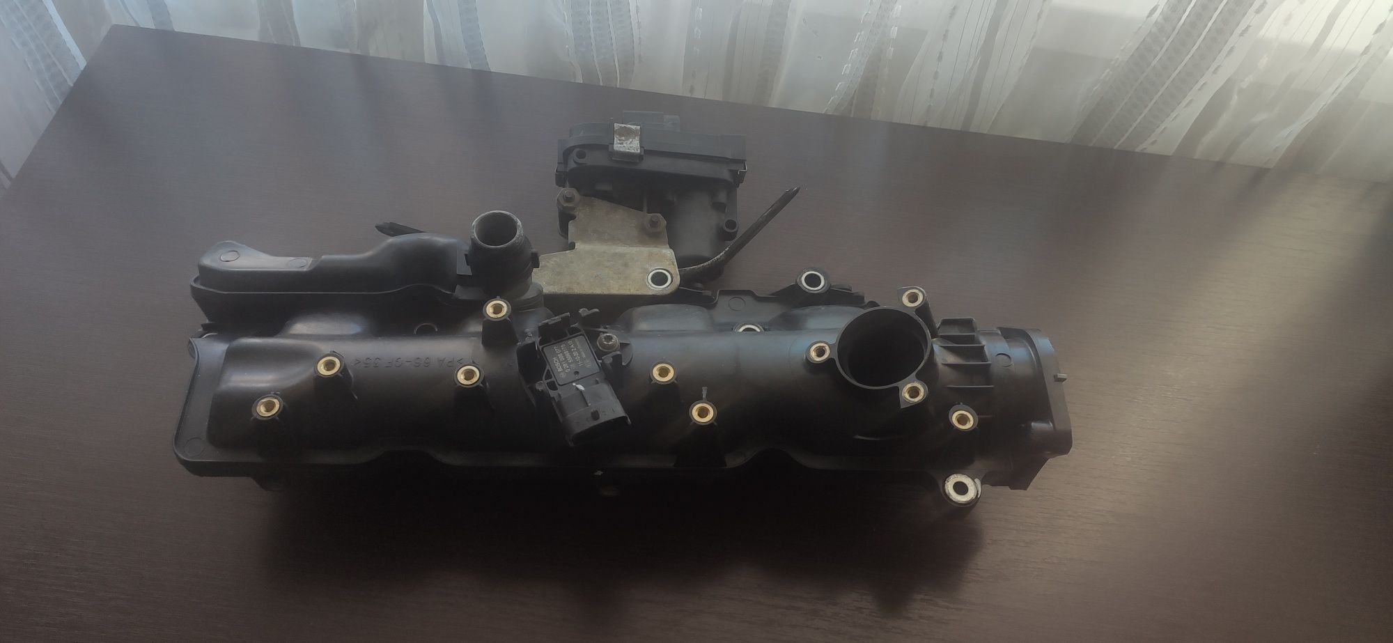 Впускний колектор Insignia A20DTH