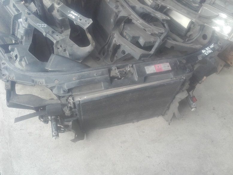 Audi A4 B5 2.5 tdi LIFT - pas przedni wzmocnienie czołowe