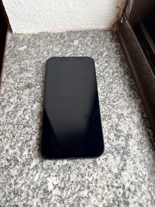 iPhone 12 como novo