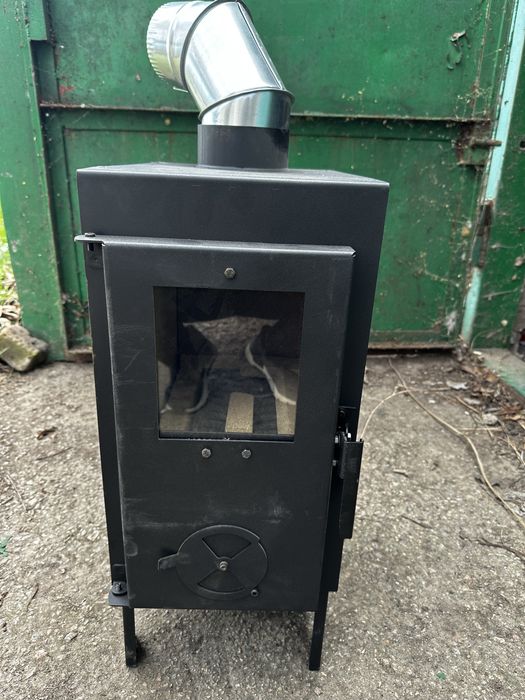 Стальная отапительная печка