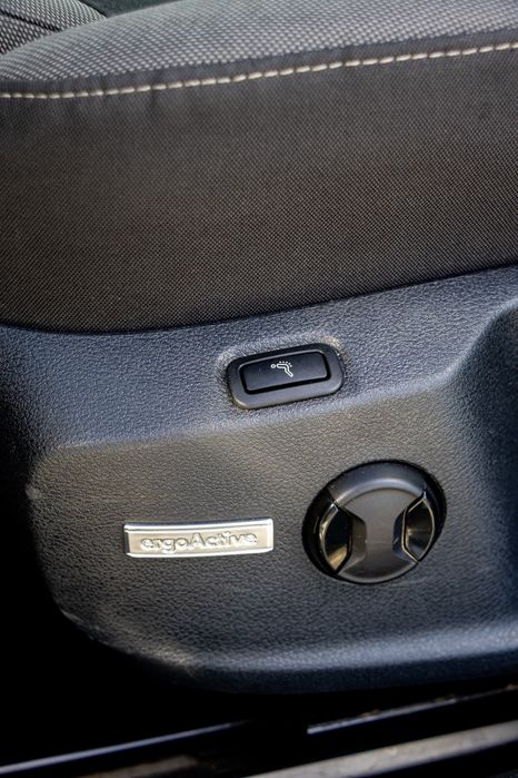 Golf 7.5  2018 1.4 com pack exterior R line