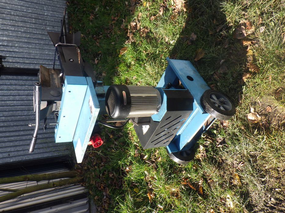 Mocna Łuparka do Drewna Hydraulicza / Rębak ŁUPARKA do drewna 12 Ton