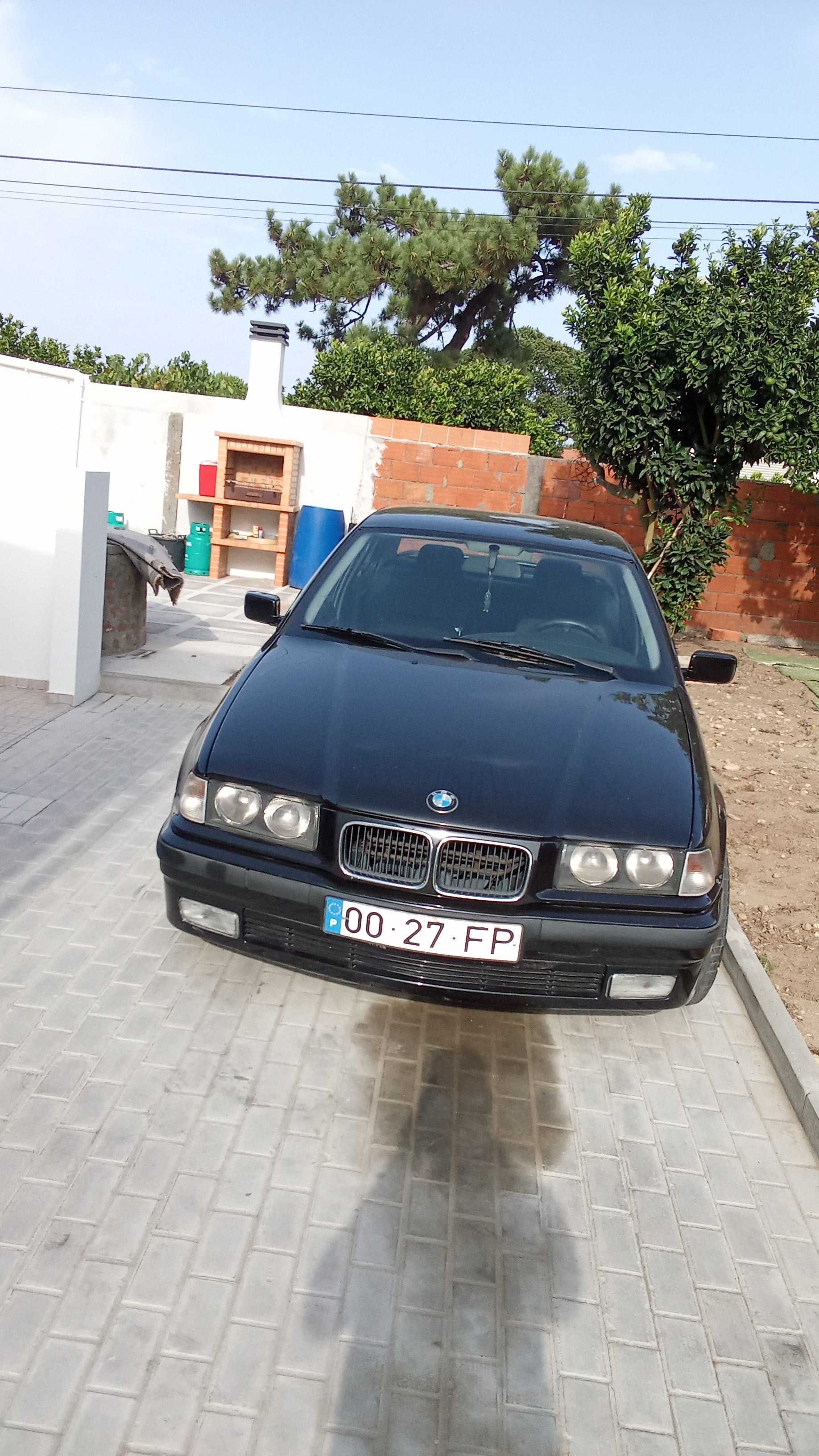 BMW E36 318 TDS.