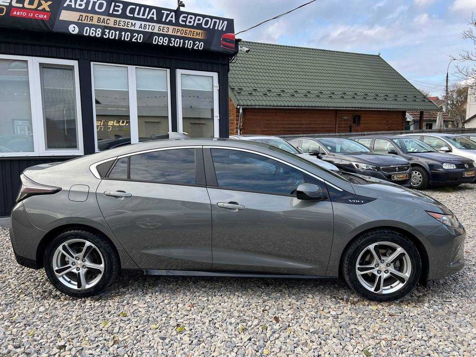 Chevrolet Volt 2017, 1,5 гібрид.