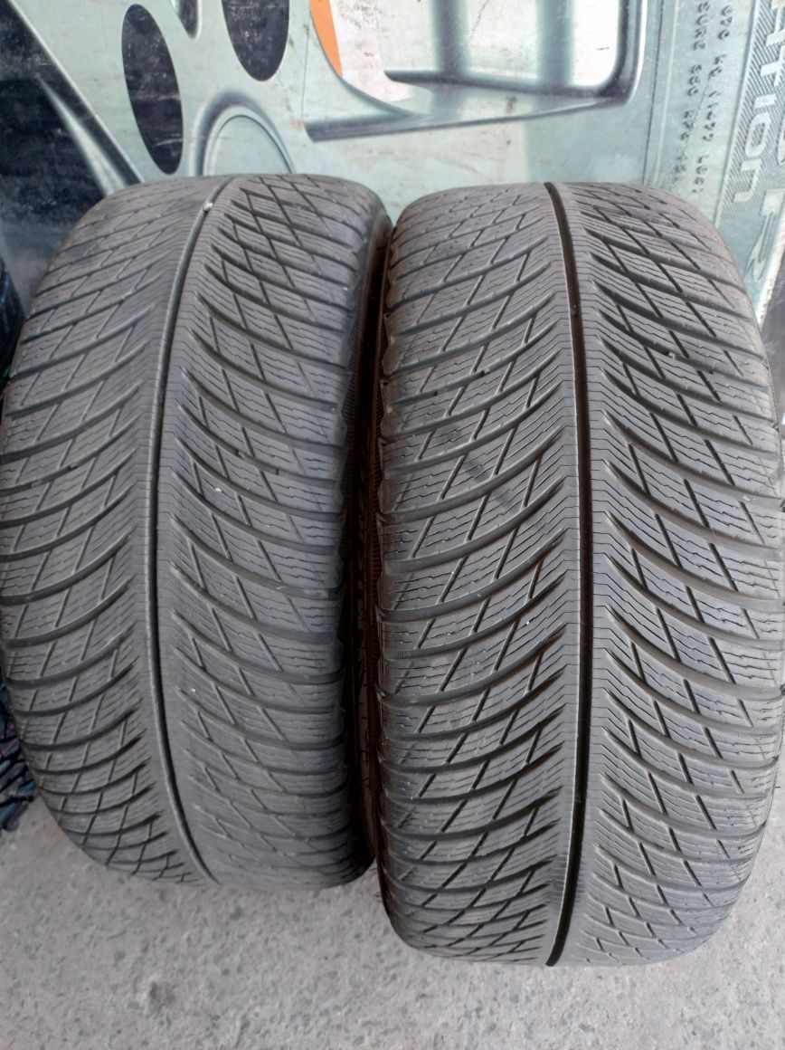 235/40R18 Michelin 2шт