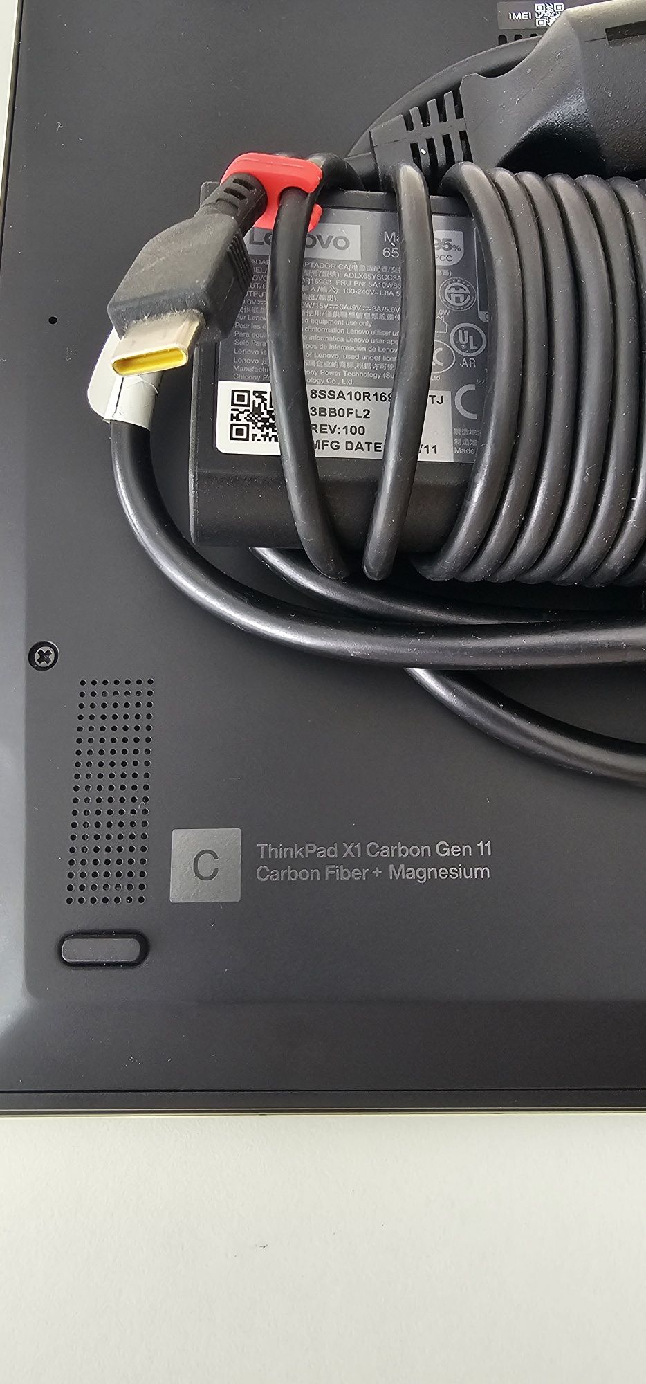 Portatil Lenovo Carbon X1 gen 11 model 21HM-0049SP garantia 03.04.2027