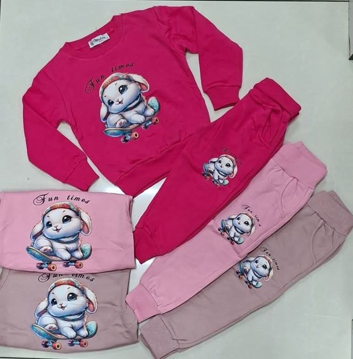 Dresy minnie Mouse, capybara i inne