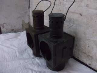 Stara zabytkowa lampa kolejowa industrialna
