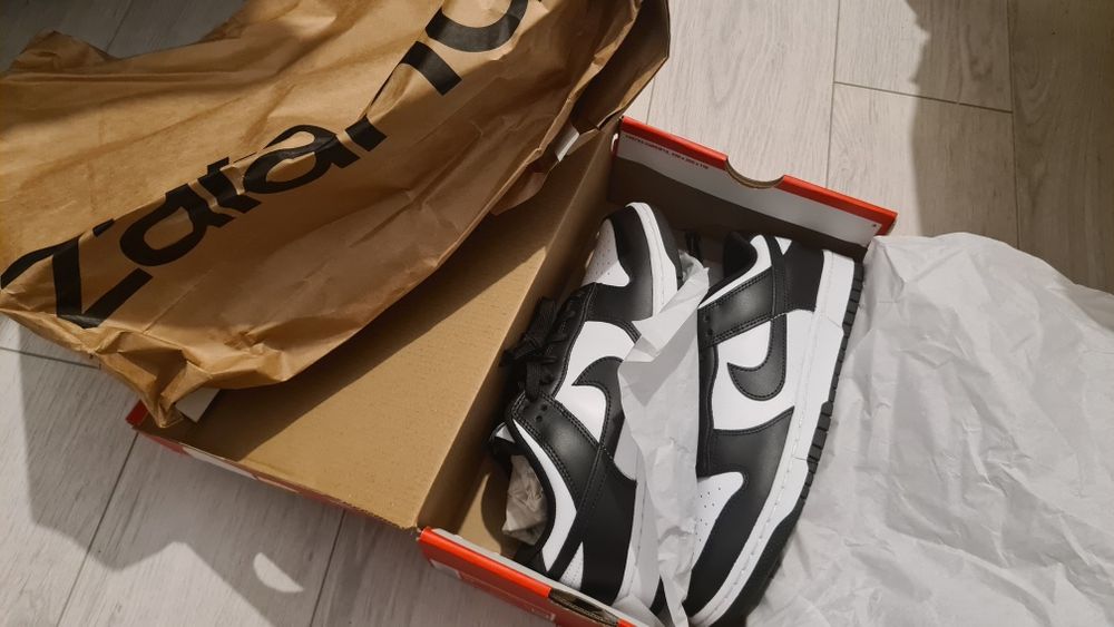 Oryginalne dowód Nike dunk retro low panda 42.5