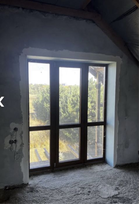 Прожаж 2х поверхового будинку з хлрошою локацією .