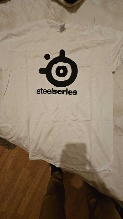 Merchandising Gaming Steelseries - Novo