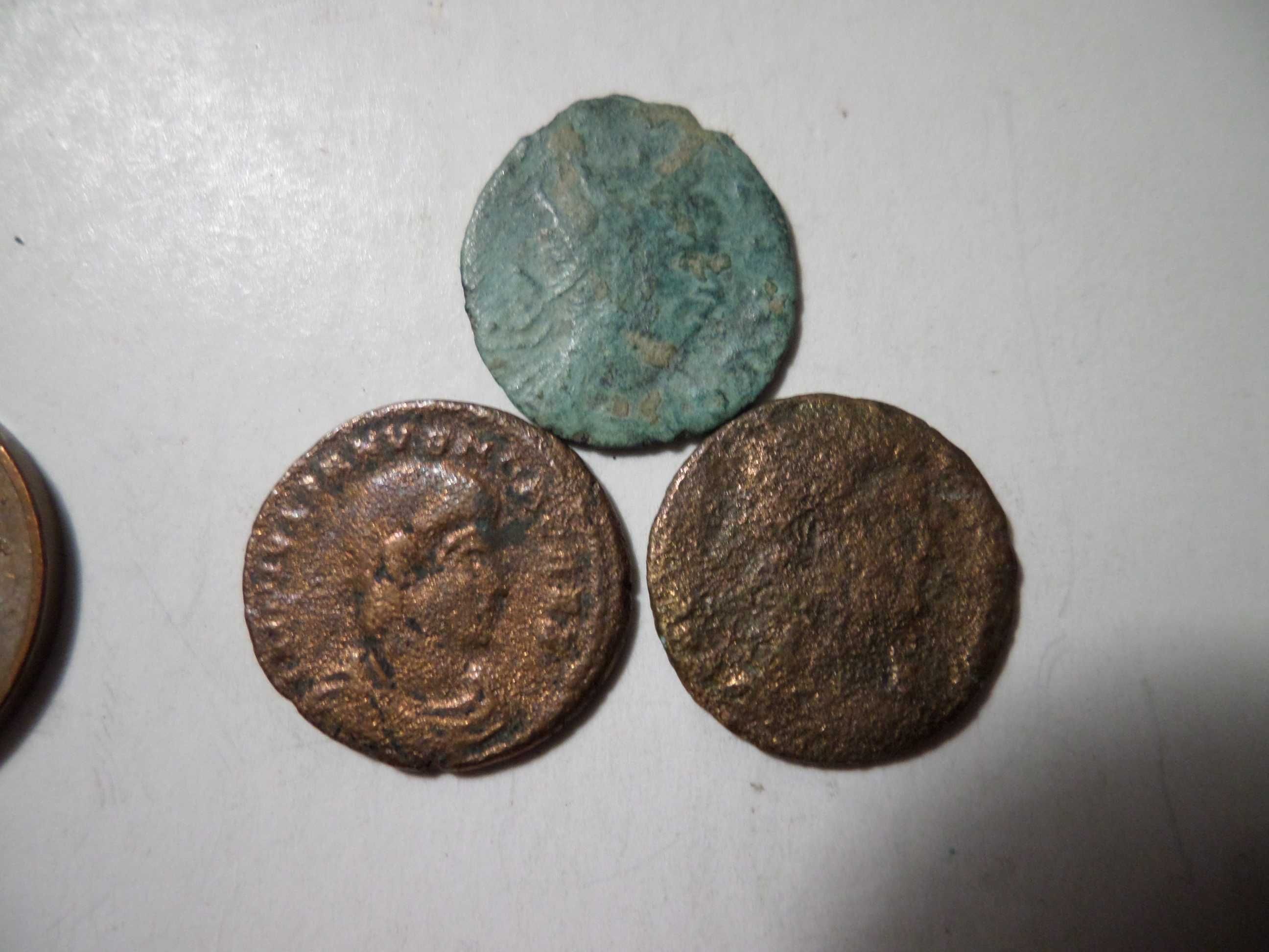 Lote 3 moedas Romanas em Bronze / Bolhão