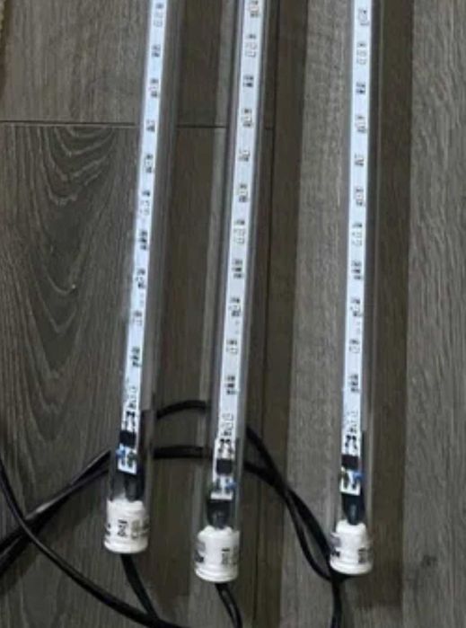Sprzedam belki led oswietleniowe 2 sztuki Aquael
