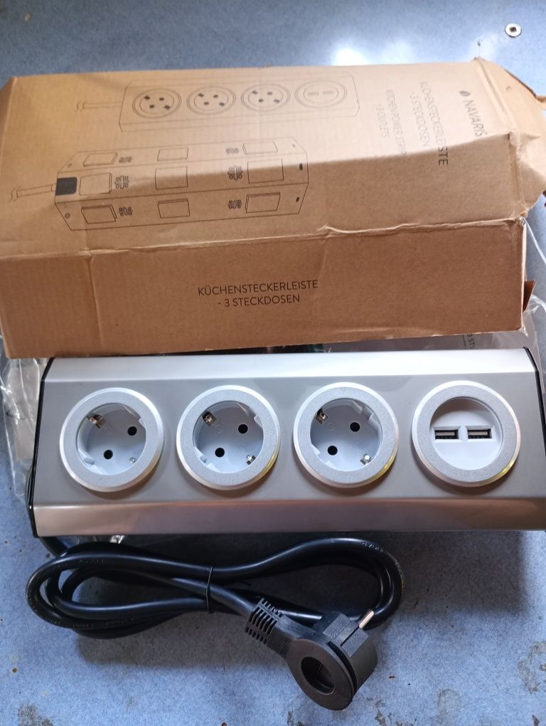 Navaris Listwa zasilająca z 3 gniazdami USB, listwa zasilająca ze stal