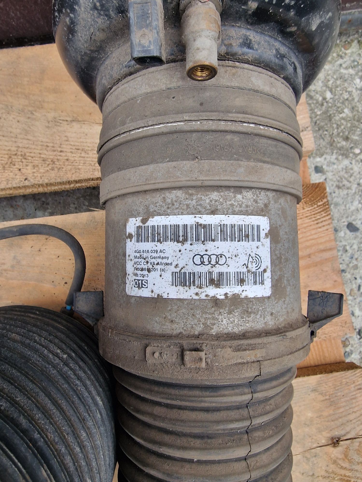 Audi a6 c7 allroad zawieszenie pneumatyczne miechy przod tyl kompresor