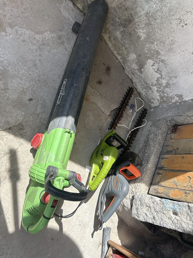 Motosserras pra folhas e soprador de folhas