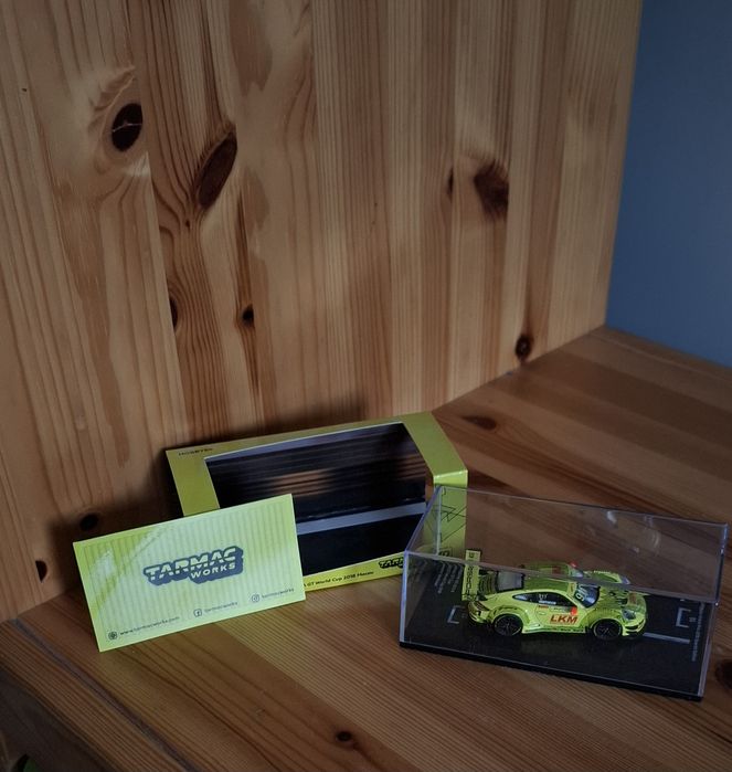 Porsche 911 gt3 r