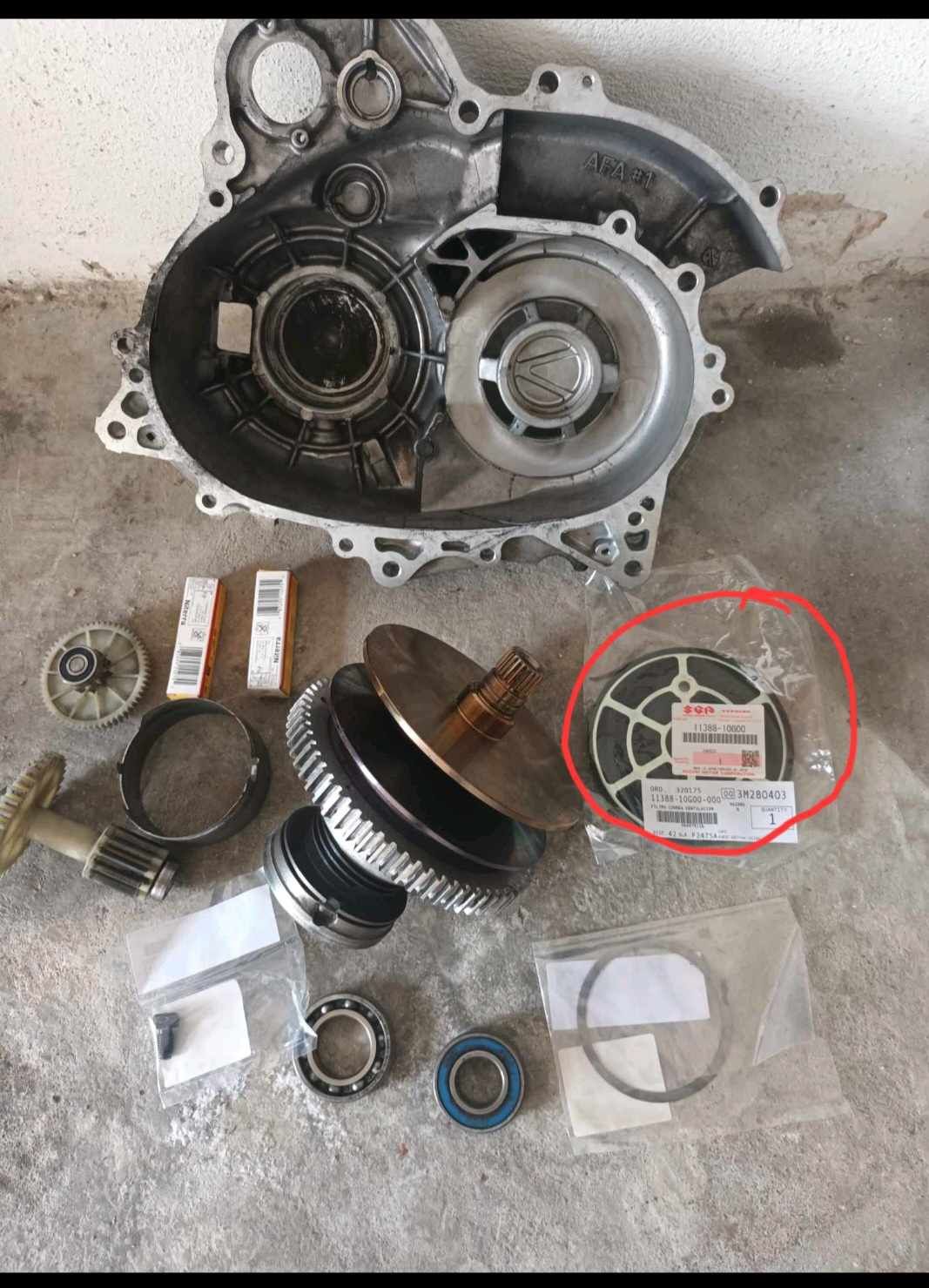 Moto BurgmanAN650Z de 2015 em muito bom estado