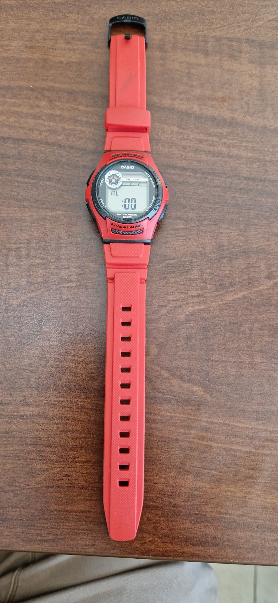 Zegarek Casio iluminator