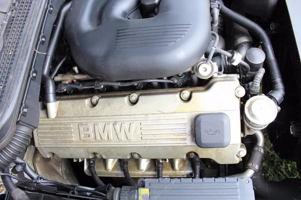 Osprzęt Silnika BMW E36 E46 316i 1.9 M43B19TU Części Podzespoły  BMA