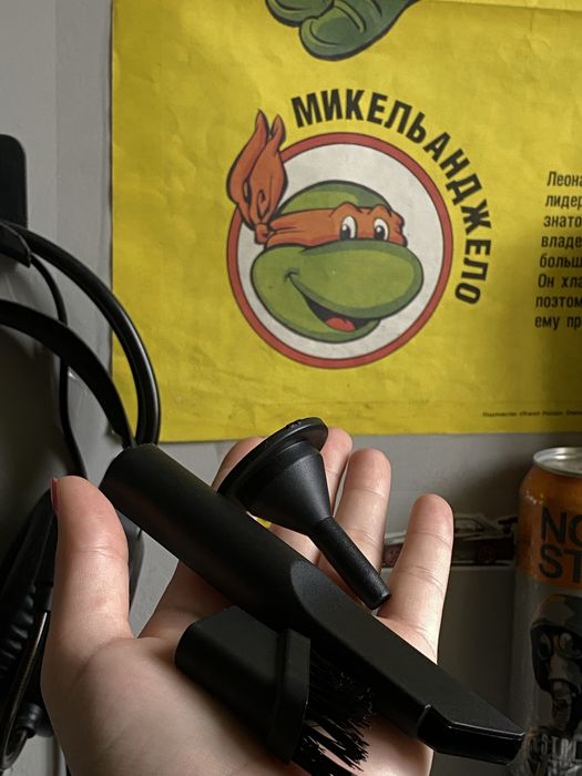 Портативний міні пилосос