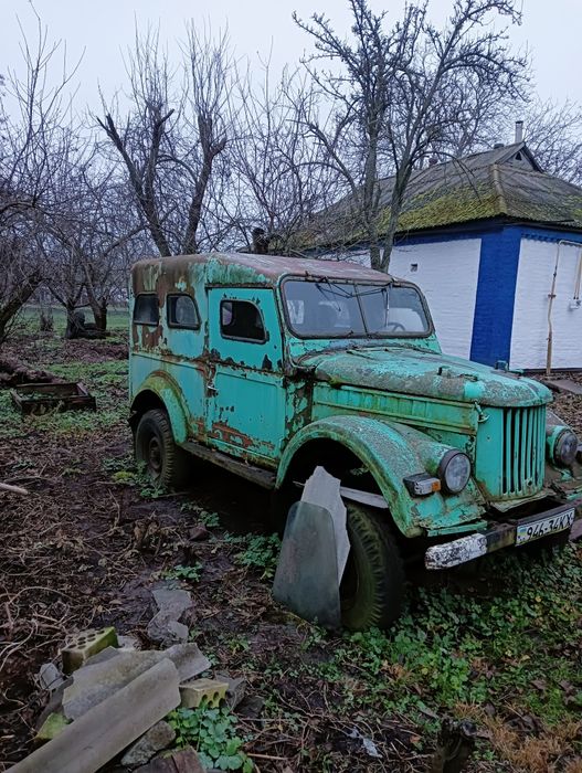 Газ 69 із запчастинами