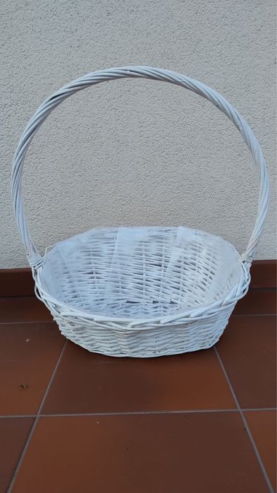 Kosz prezentowy na różne okoliczności cena  35 zł