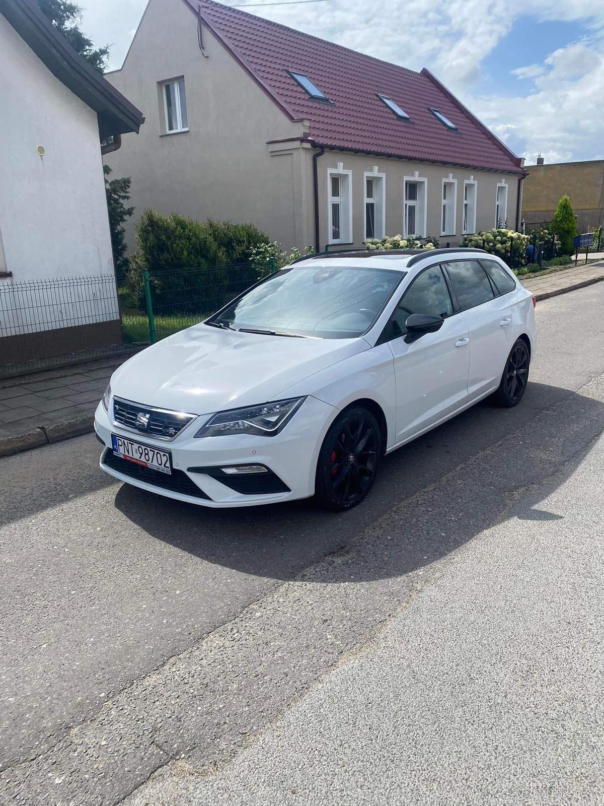 Seat Leon III fr 1,5 Tsi 150 km panorama virtual mały przebieg