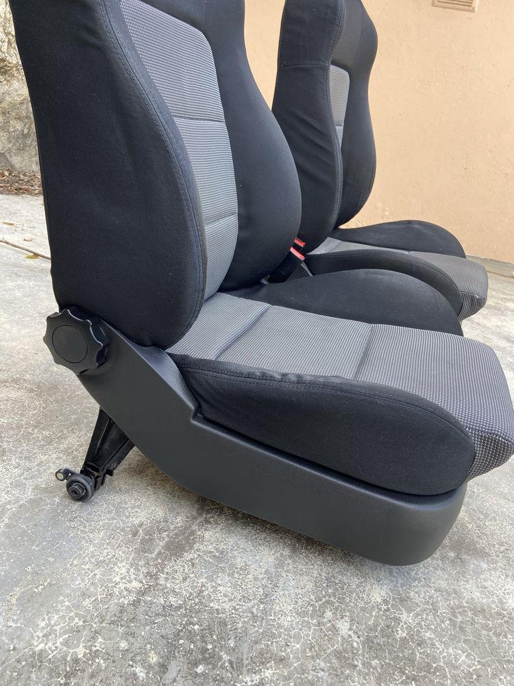 Conjunto de Bancos (5 Lugares) Seat/Audi/Golf